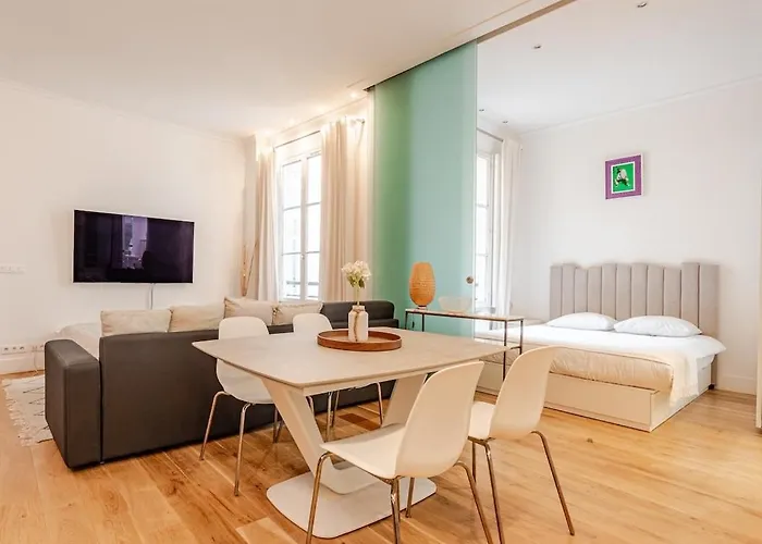 Montorgueil Suite